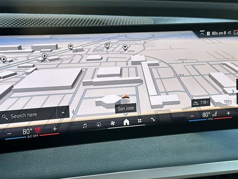 Used 2024 BMW iX xDrive50 image 19