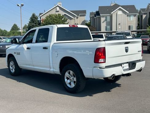 Used 2017 RAM 1500 Express AWD/4WD image 6