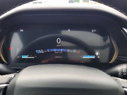 Used 2023 Jeep Grand Cherokee L Limited image 11