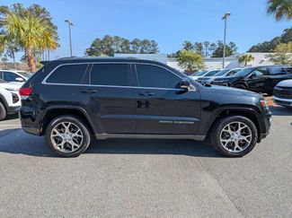 Used 2018 Jeep Grand Cherokee Limited video 3