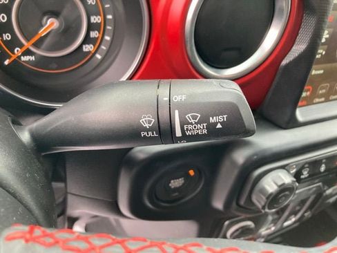 Used 2023 Jeep Wrangler Rubicon w/ Cold Weather Group AWD/4WD image 23