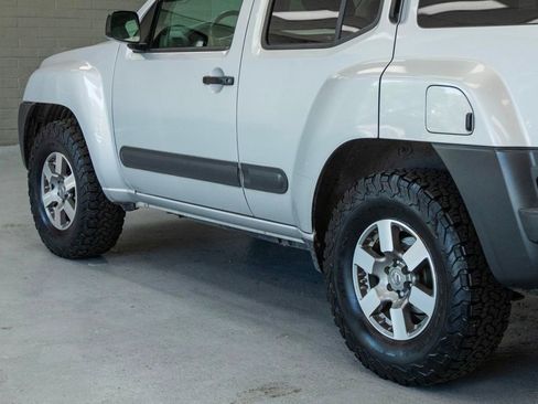 Used 2011 Nissan Xterra PRO-4X w/ Pro-4x Leather Pkg AWD/4WD image 31