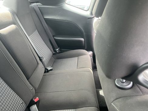 Used 2022 Dodge Challenger GT image 29