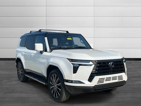 Used 2025 Lexus GX 550 w/ Accessory Package (Z1) AWD/4WD image 7