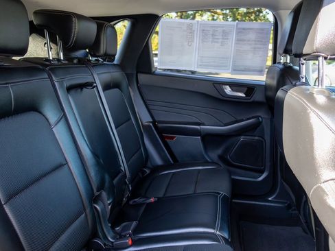 Used 2022 Ford Escape SEL image 13