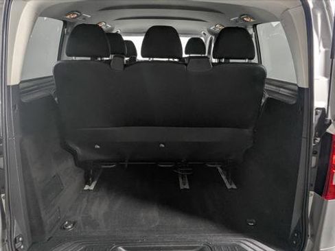 Used 2016 Mercedes-Benz Metris Passenger w/ Premium Appearance Package image 17