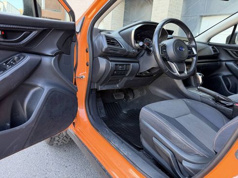 Used 2019 Subaru Crosstrek 2.0i Premium AWD/4WD image 17