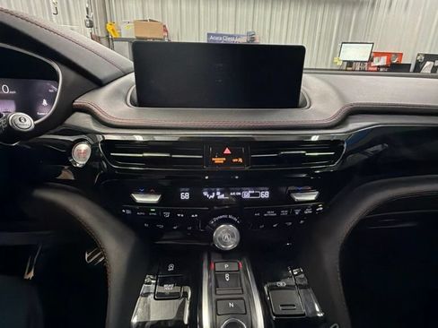 Used 2024 Acura MDX Type S w/ Advance Package AWD/4WD image 11