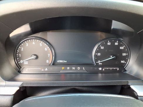 Used 2022 Ford Explorer XLT image 21