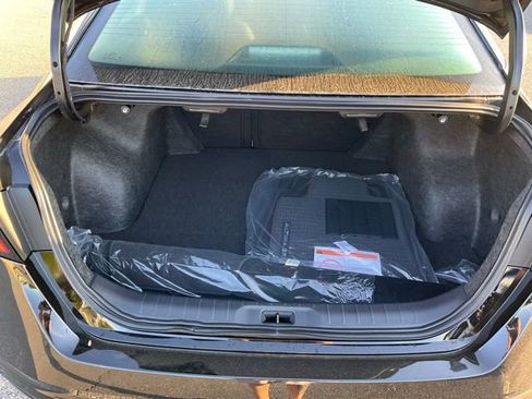 New 2025 Nissan Altima 2.5 SR w/ SR Premium Package image 9