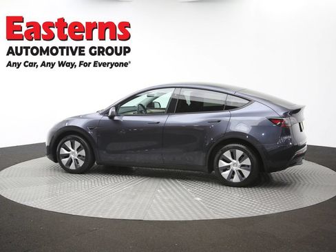 Used 2024 Tesla Model Y Long Range AWD/4WD image 54