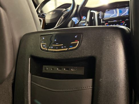 Used 2017 Cadillac Escalade Luxury AWD/4WD image 43