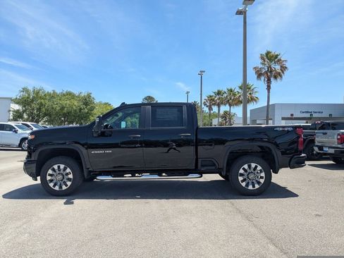 New 2026 Chevrolet Silverado 2500 Custom w/ Custom Value Package AWD/4WD image 6