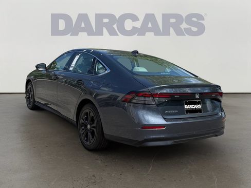 Used 2024 Honda Accord EX image 5