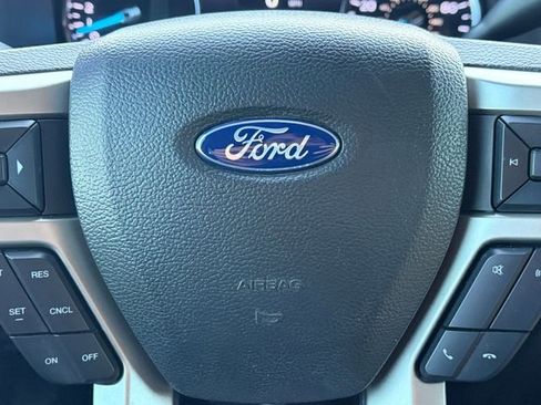 Used 2022 Ford F250 Lariat w/ Lariat Ultimate Package image 8