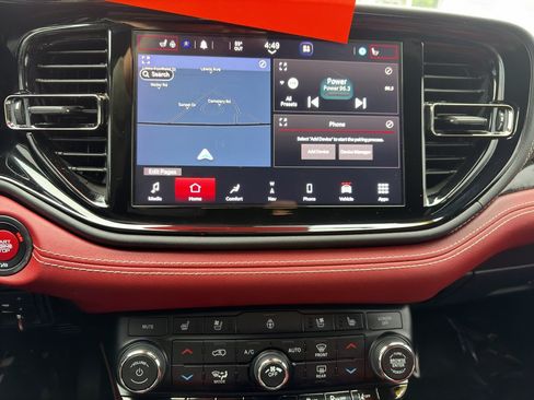 Used 2021 Dodge Durango SRT Hellcat w/ Premium Interior Group AWD/4WD image 13