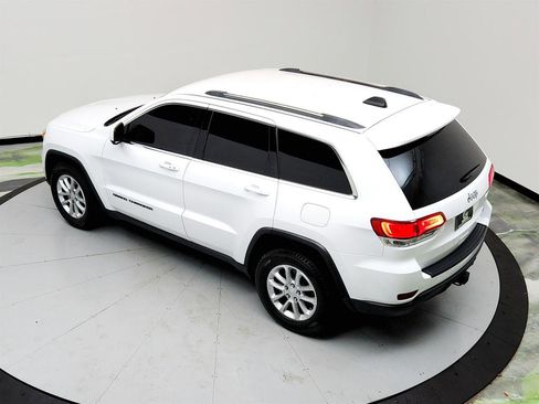Used 2021 Jeep Grand Cherokee Laredo image 36