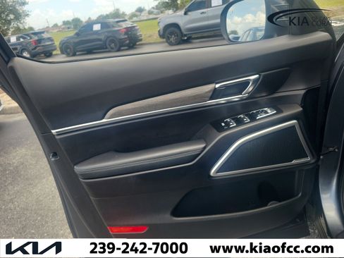 Certified 2022 Kia Telluride EX w/ EX Premium Package FWD image 25