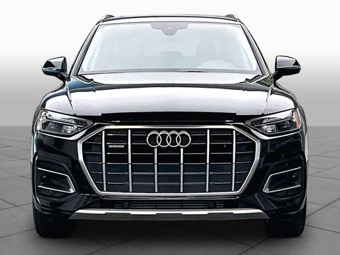 Used 2023 Audi Q5 2.0T Premium w/ Convenience Package AWD/4WD image 4
