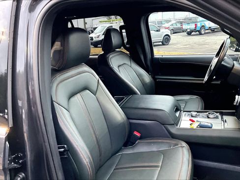 Used 2022 Ford Expedition Timberline image 8