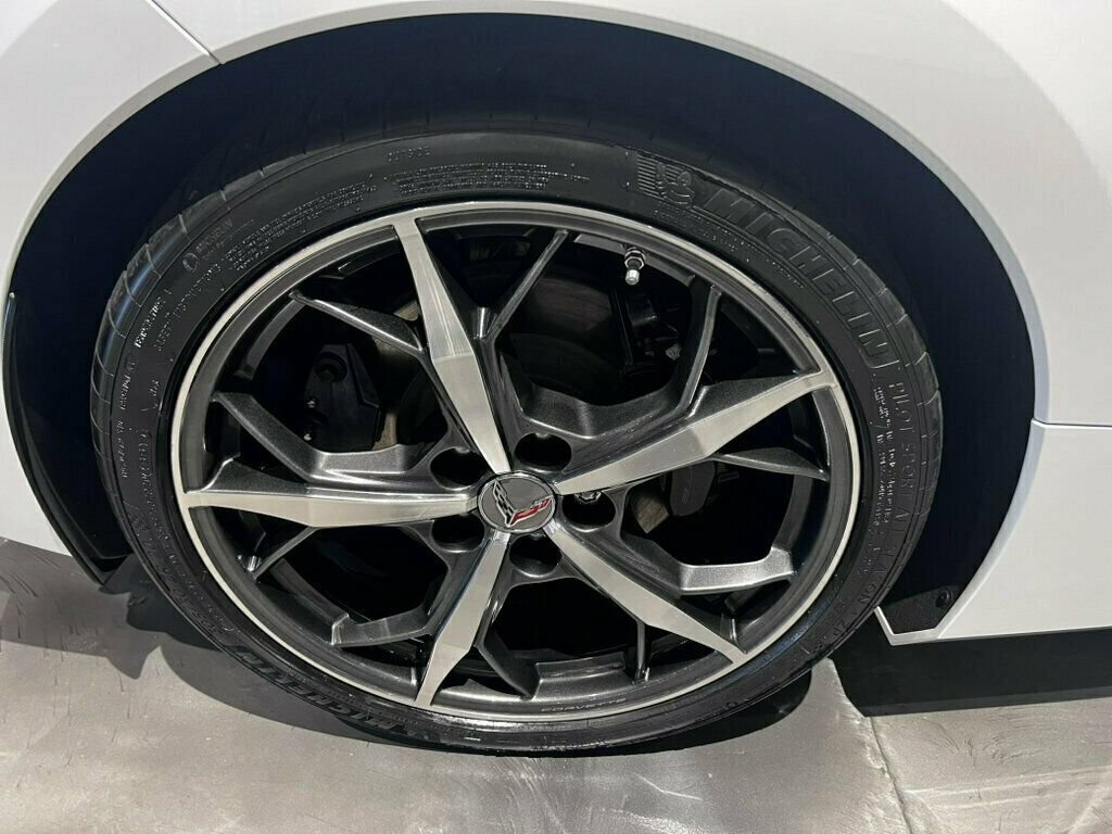 Used 2021 Chevrolet Corvette Stingray Premium Conv RWD image 44