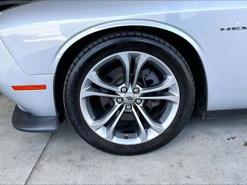 Used 2020 Dodge Challenger R/T RWD image 27