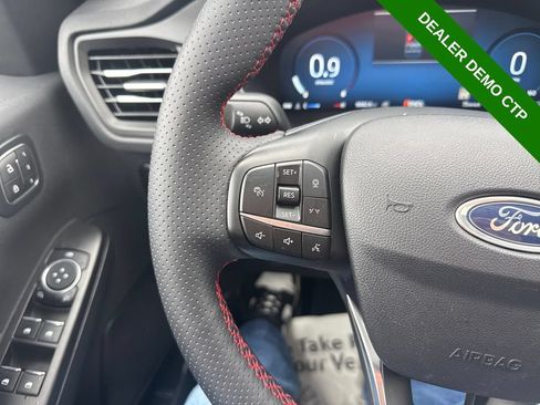 Used 2024 Ford Escape ST-Line Select w/ Tech Pack #2 AWD/4WD image 30