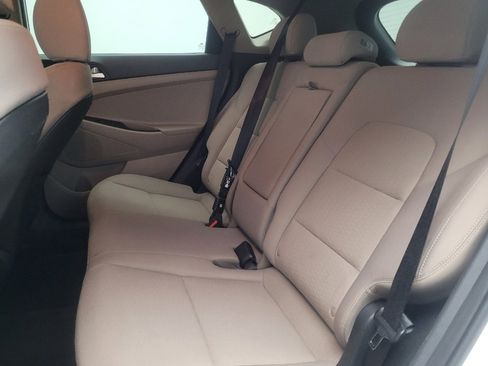 Used 2020 Hyundai Tucson SE AWD/4WD image 18