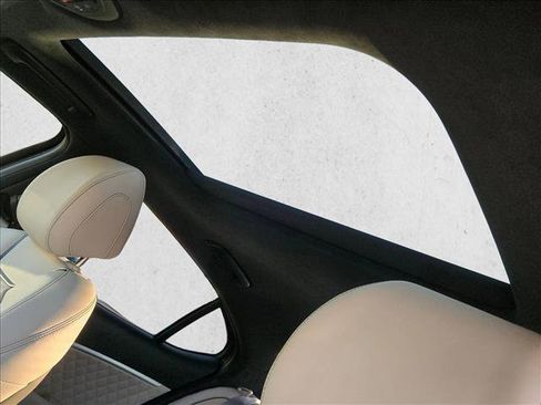 Used 2025 Genesis G70 3.3T Advanced w/ Sport Prestige Package image 17