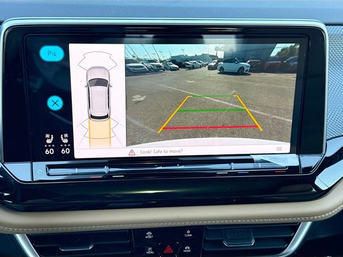 New 2026 Volkswagen Atlas Cross Sport SEL R-Line image 34