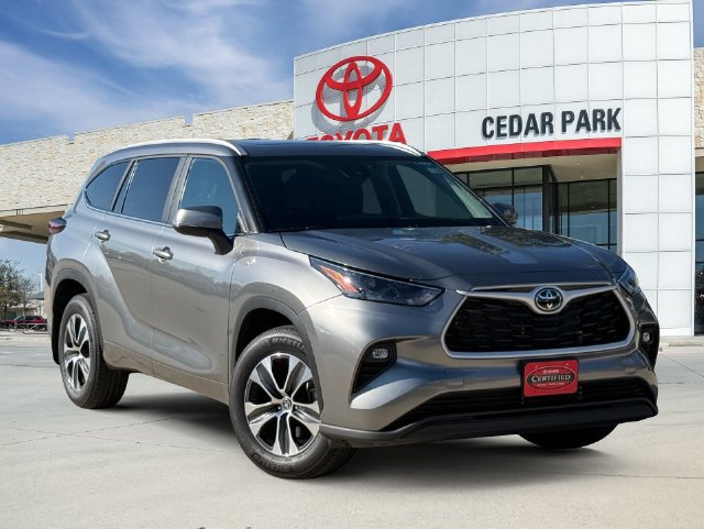 Used 2026 Toyota Highlander XLE AWD/4WD image 1