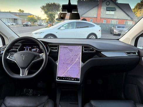 Used 2016 Tesla Model X 75D AWD/4WD image 11