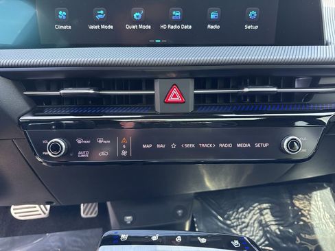 Used 2023 Kia EV6 GT-Line image 16