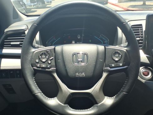 Used 2023 Honda Odyssey EX-L image 22