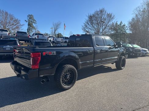 Used 2021 Ford F250 Platinum image 3