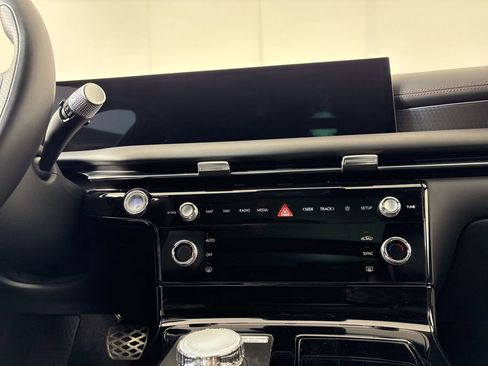 New 2025 Genesis G80 2.5T Sport Prestige image 25