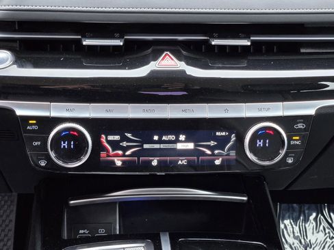 Used 2023 Genesis G80 2.5T image 16