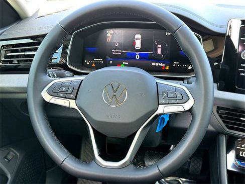 New 2025 Volkswagen Jetta SE image 20