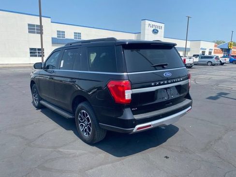 Used 2024 Ford Expedition XLT AWD/4WD image 3