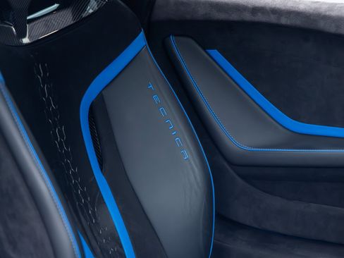 Used 2023 Lamborghini Huracan Tecnica image 34