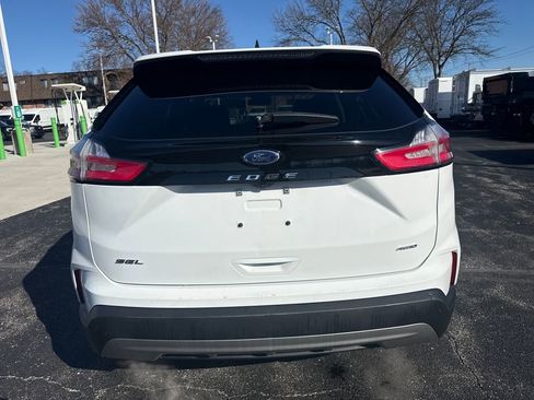 Used 2024 Ford Edge SEL image 8