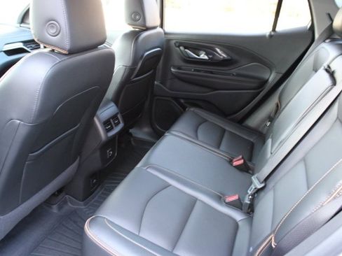 Used 2024 GMC Terrain AT4 image 20