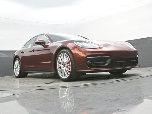 Certified 2022 Porsche Panamera 4S AWD/4WD image 30