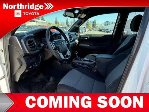 Used 2023 Toyota Tacoma TRD Sport AWD/4WD image 5