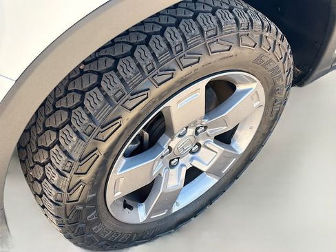 Used 2025 Honda Ridgeline TrailSport image 31