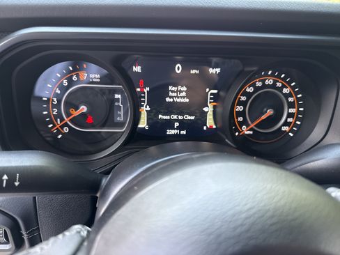 Used 2026 Jeep Gladiator Rubicon AWD/4WD image 27
