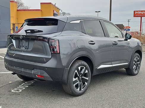 New 2026 Nissan Kicks SV w/ SV Premium Package image 4