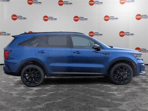 Used 2023 Kia Sorento SX image 4