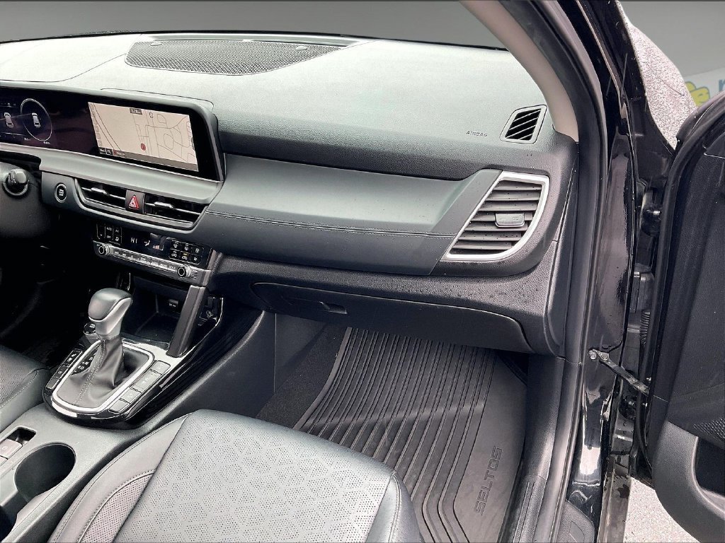 Certified 2024 Kia Seltos SX w/ SX Sunroof Package AWD/4WD image 12