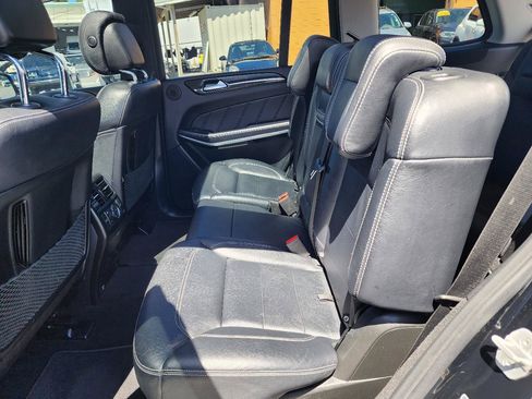 Used 2016 Mercedes-Benz GL 550 4MATIC image 26